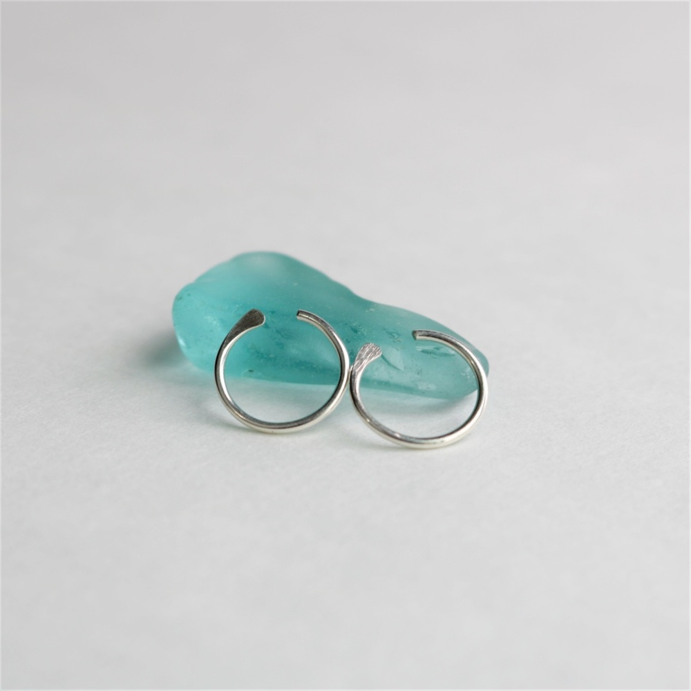 The Felicia Hoops in Sterling Silver